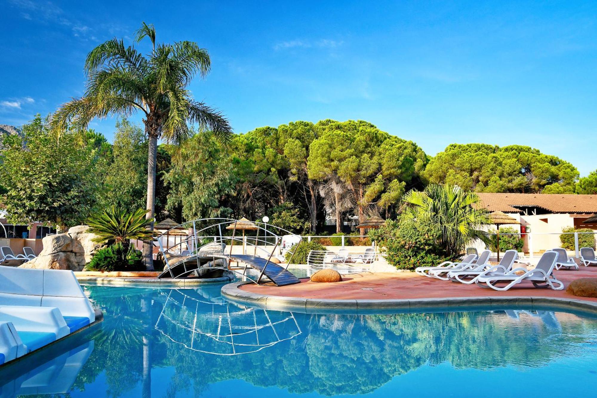 Camping International Καλβί Εξωτερικό φωτογραφία