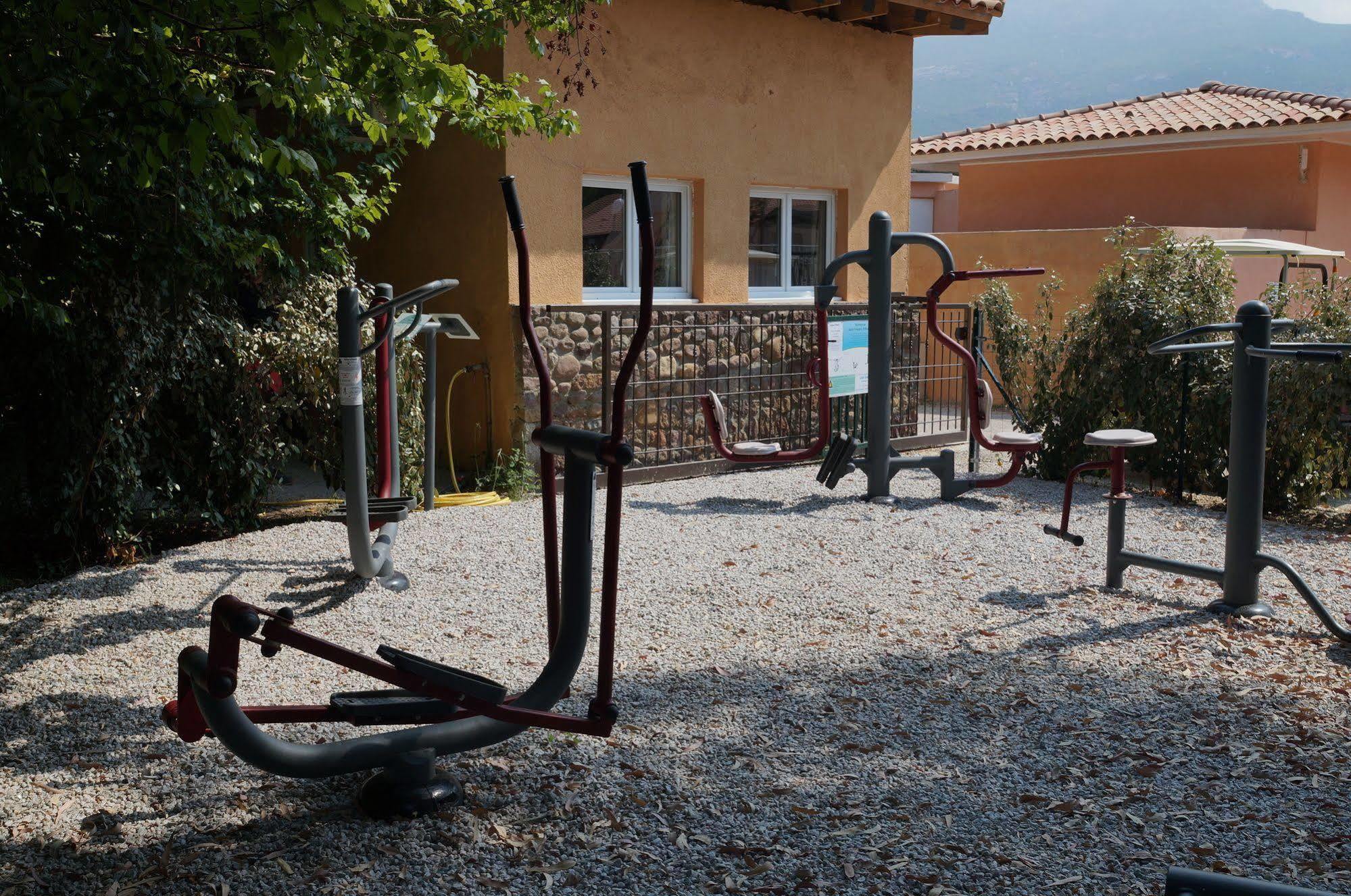 Camping International Καλβί Εξωτερικό φωτογραφία